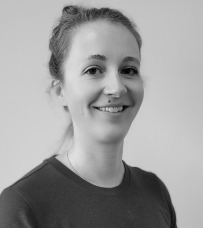 Kirsten-Taylor-Physiotherapist-momentum-health-evidence-north-calgrary-ab